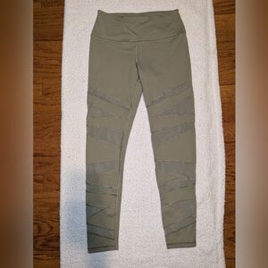 Victoria's Secret leggings - mesh panels - olive green - medium - Victoria Sport
